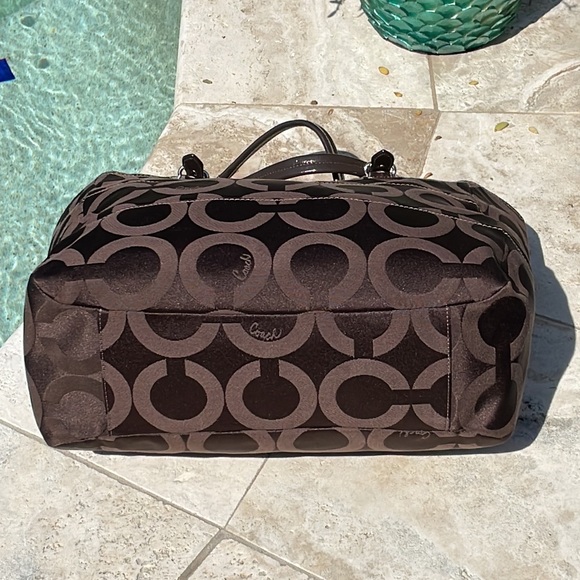 Coach Tribeca Madison Brown Op Art EW Shoulder/Tote w/Patent Leathr Trim/Handles - Picture 12 of 15